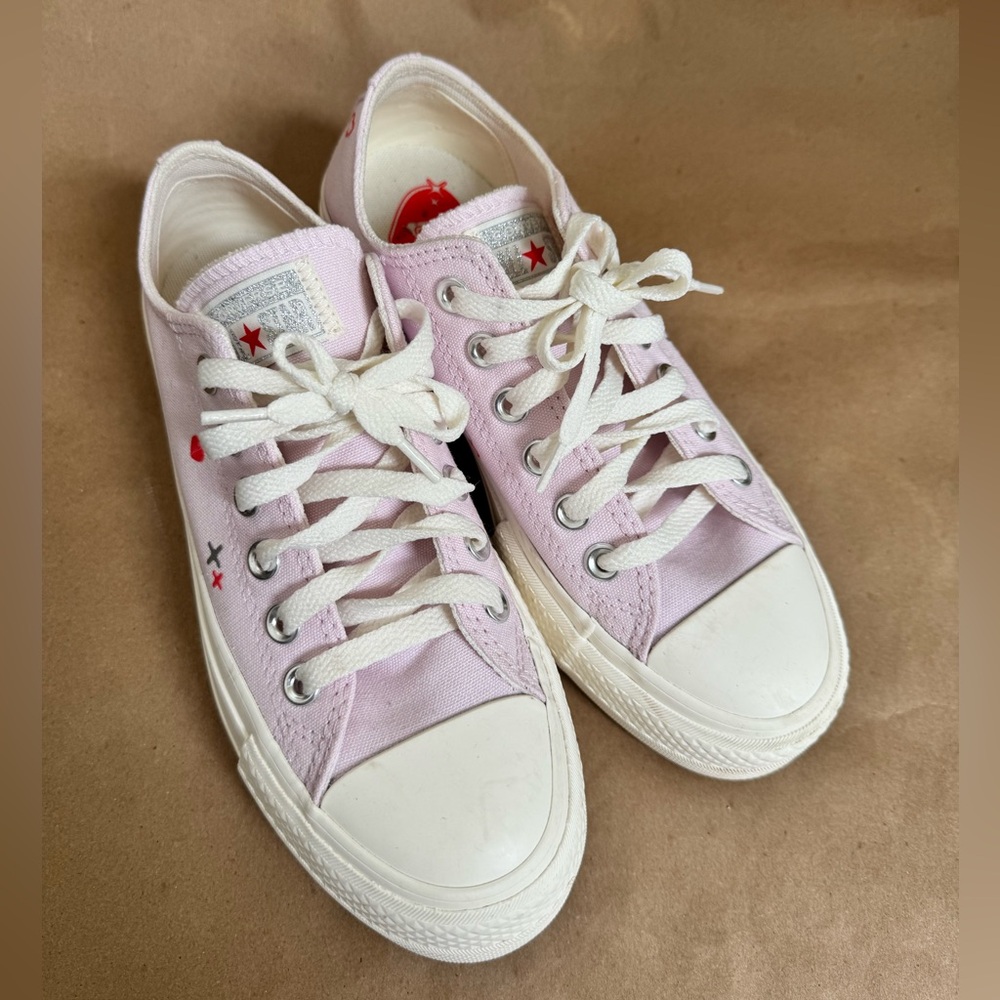 Converse Chuck Taylor All Star Lift BEMY2K Low-Top Sneaker - Lilac Size 5.5